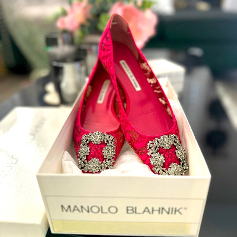 Manolo Blahnik Hangisiflat Lace Jewel Buckle flat pumps in dark fuschia